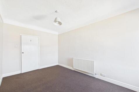 CAM03604G0-PR0142-STILL014.jpg