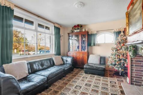 Sitting Room.jpg