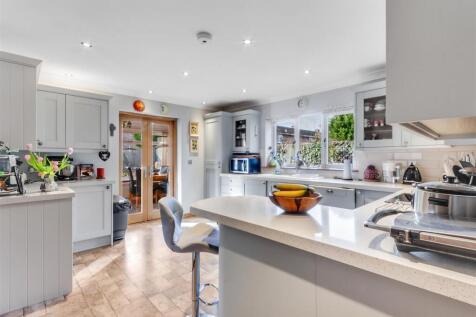 Kitchen.jpg