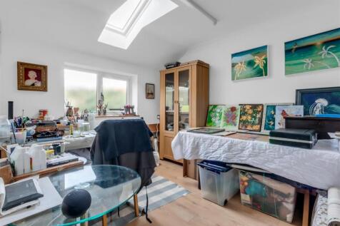 Bedroom Three.jpg