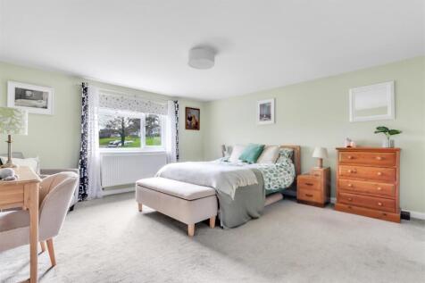 Bedroom One.jpg