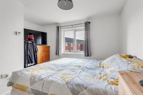 Bedroom One 2.jpg