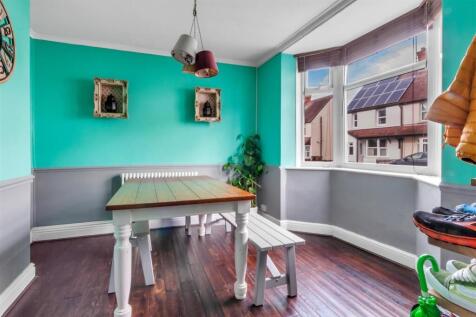 Dining Room.jpg