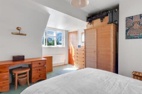 Bedroom One 2.jpg