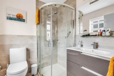 Ensuite.jpg