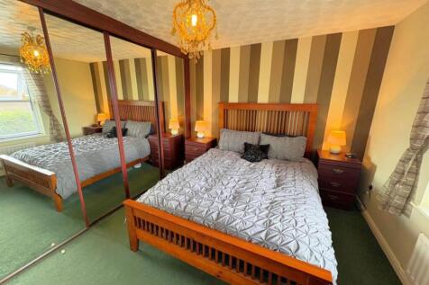 bed1.JPG