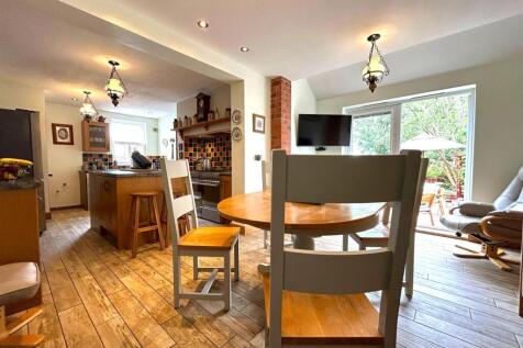 Open Plan Kitchen Diner