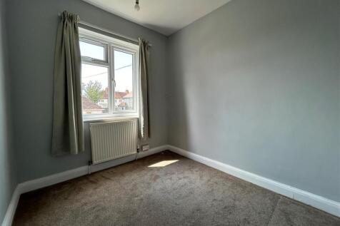 Bedroom 3.jpg