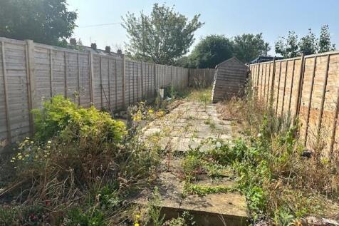 27 North Road Garden.jpg