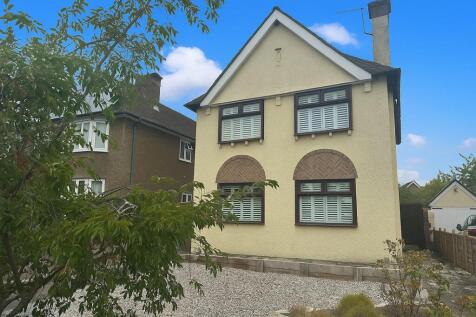 19 Collinsfield Front 3.jpg