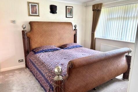 10 Dovecote Bedroom One.jpg