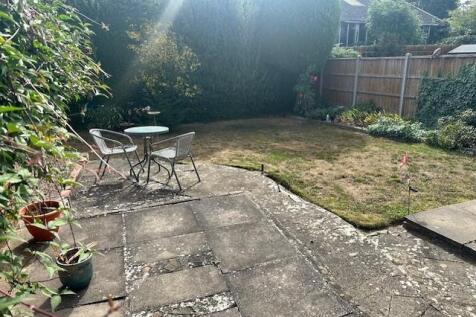 11 Hamilton Garden 2.jpg