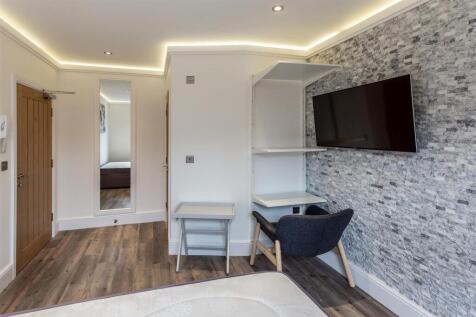 Flat 5 full (12 of 1