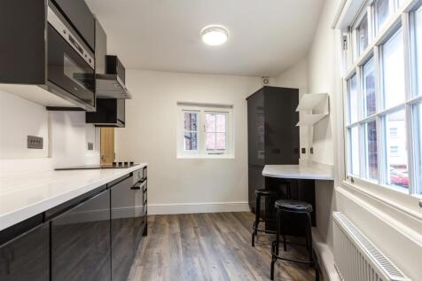 Kitchen 1 full (2 of