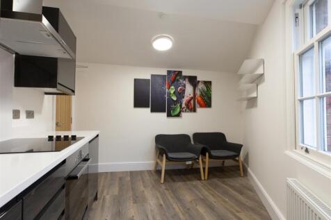 Kitchen 1 full (13 o