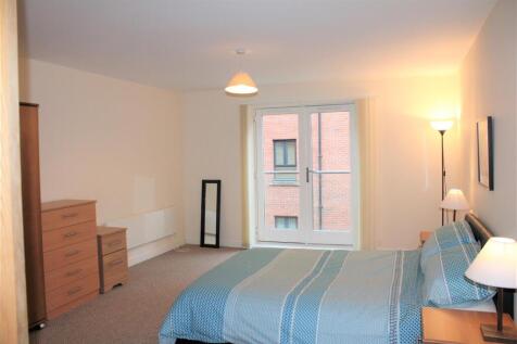Bedroom 1.jpg