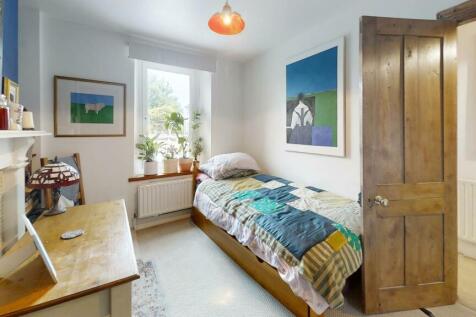 Easton-Square-Portland-Dorset-UK-Bedroom 1