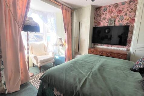 Bedroom 1.1