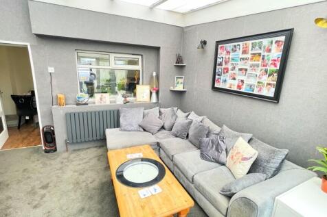 Sun room 1
