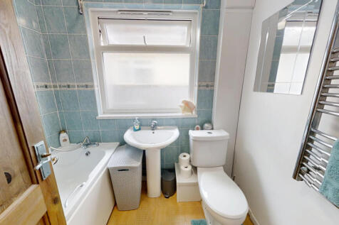 Westcliff-Road-Portland-Dorset-UK--11122025_150112