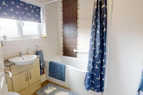 Brymers-Avenue-Portland-Dorset-UK-11262025_140116