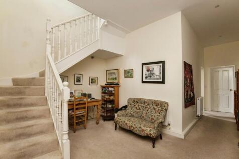 Entrance Hall/Study