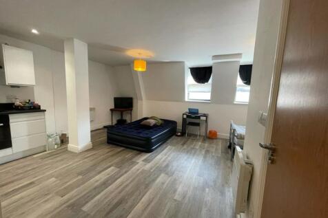 Studio Flat