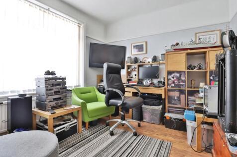 Lounge/Bedroom