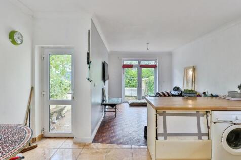 Kitchen/Lounge