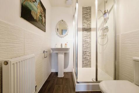 En-Suite Shower