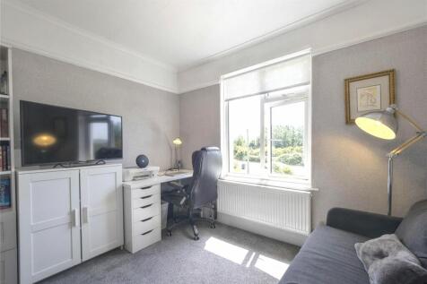 Bedroom/Office
