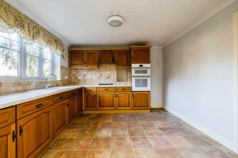 Fitted Kitchen