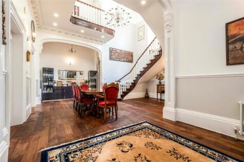 Dining/Family Room