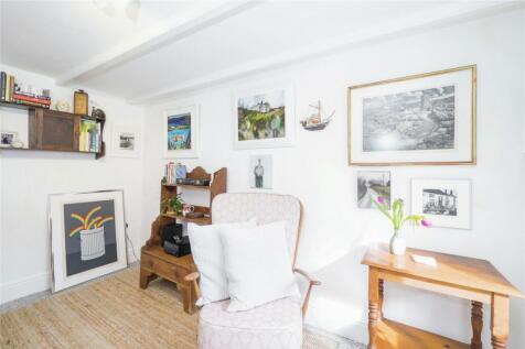Bedroom/Living Space