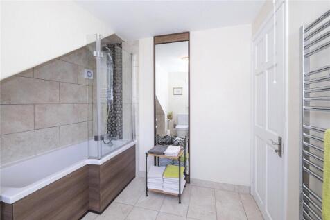 Family Bathrom