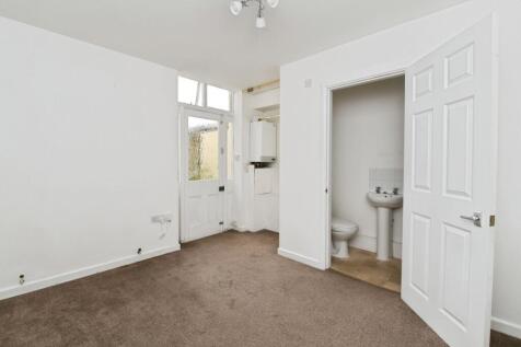 Ensuite Bedroom