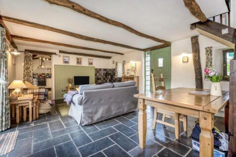 Cottage Lounge