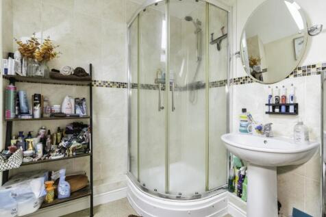 Main Shower Room