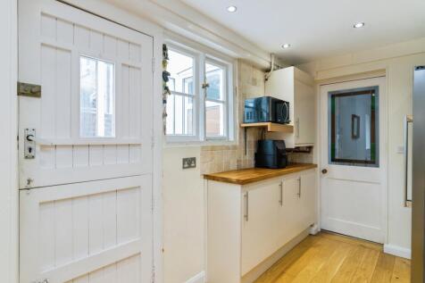 Stable Door/Kitchen