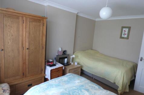 Bedroom/Living Room