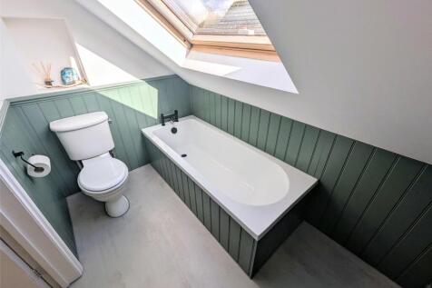 Upstairs Bathroom