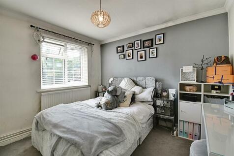 Bedroom 2.jpg