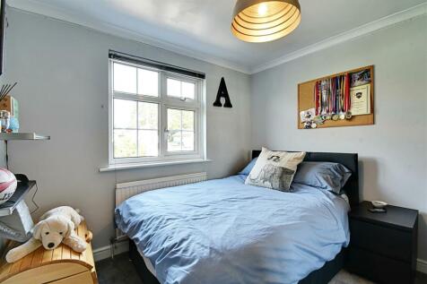Bedroom 3.jpg