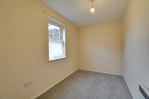 Bedroom 2.jpg