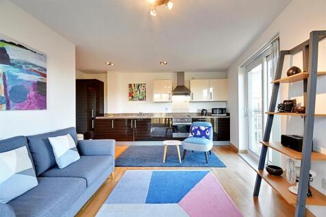 Lounge 3.jpg