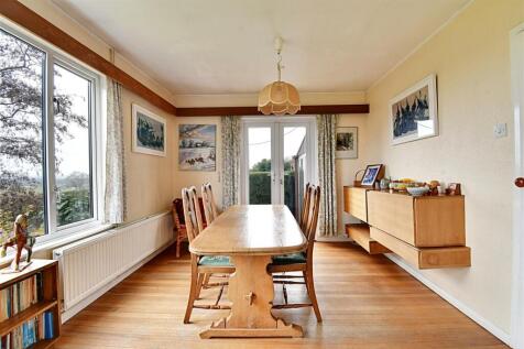 Dining Area 1.jpg