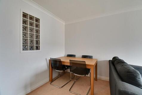 Dining Area.jpg