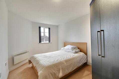 Bedroom-2-11.jpg