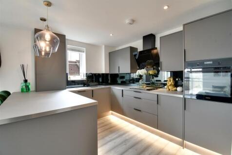 Kitchen 1.jpg