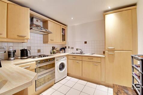 Kitchen 1.jpg